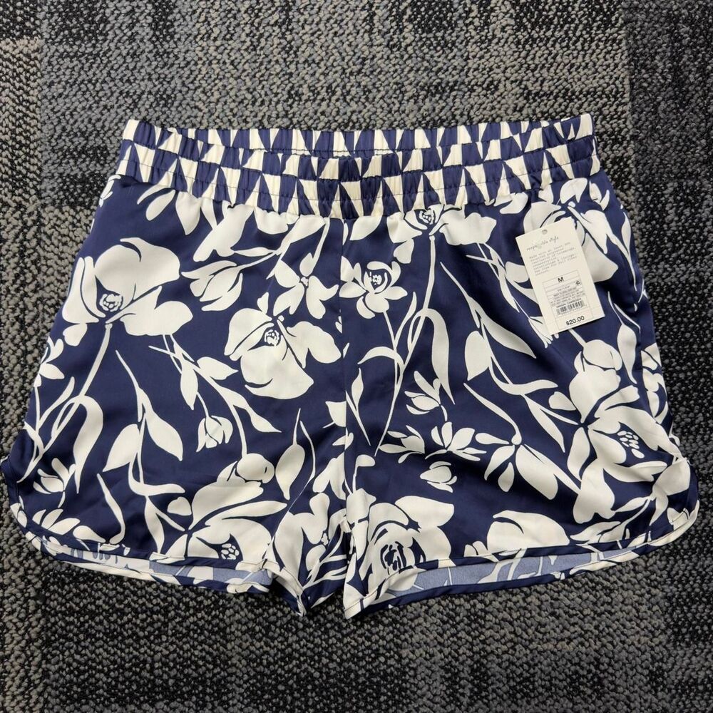Floral Navy Elastic Waist Shorts Medium A New Day Coastal
